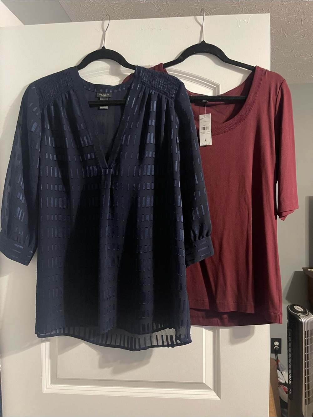 Maroon Scoop Neck sz L Women’s Top - Navy sheer top sz M